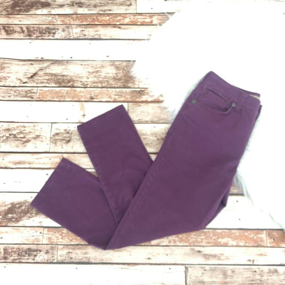 Vintage America Women's Classic Rise Straight Leg Jans Size 2/25 Stretch Purple